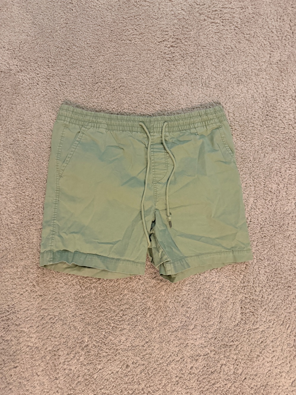 Aeropostale Men's Light Sage Green Drawstring Shorts